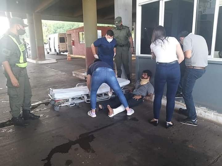 Atropellaron a un empleado de Migraciones en uno de los carriles de ingreso a Iguazú