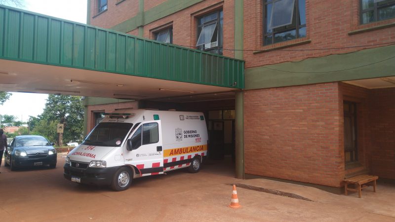 Operario de Energía de Misiones recibió una descarga y fue traslado de urgencia al hospital