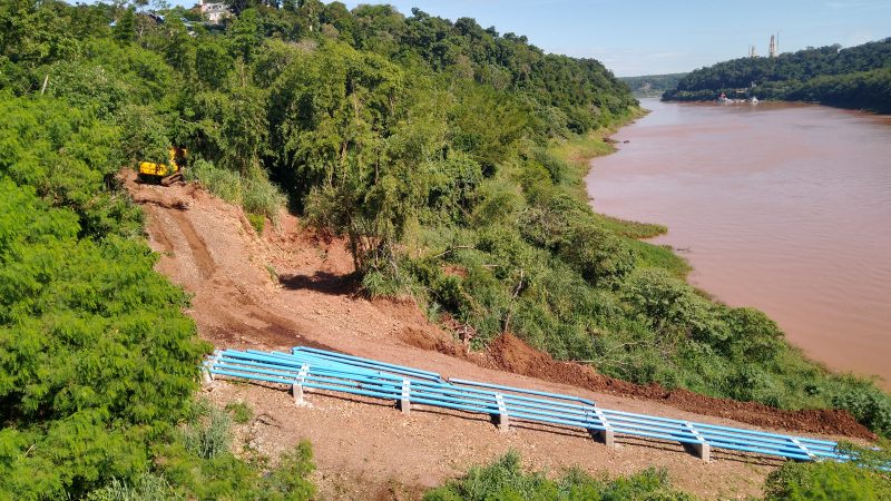 Las obras de la toma de agua del rio Iguazú y arroyo mbocay tienen un 60 % de avance
