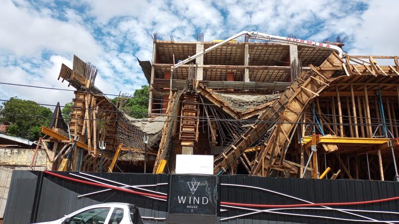Se desplomó parte de un edificio en construcción en Posadas, varios obreros heridos de gravedad
