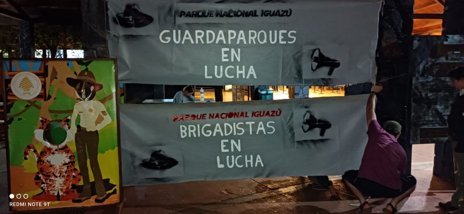 Guardaparques aprovechan la Semana Santa para visibilizar el reclamo por un salario digno