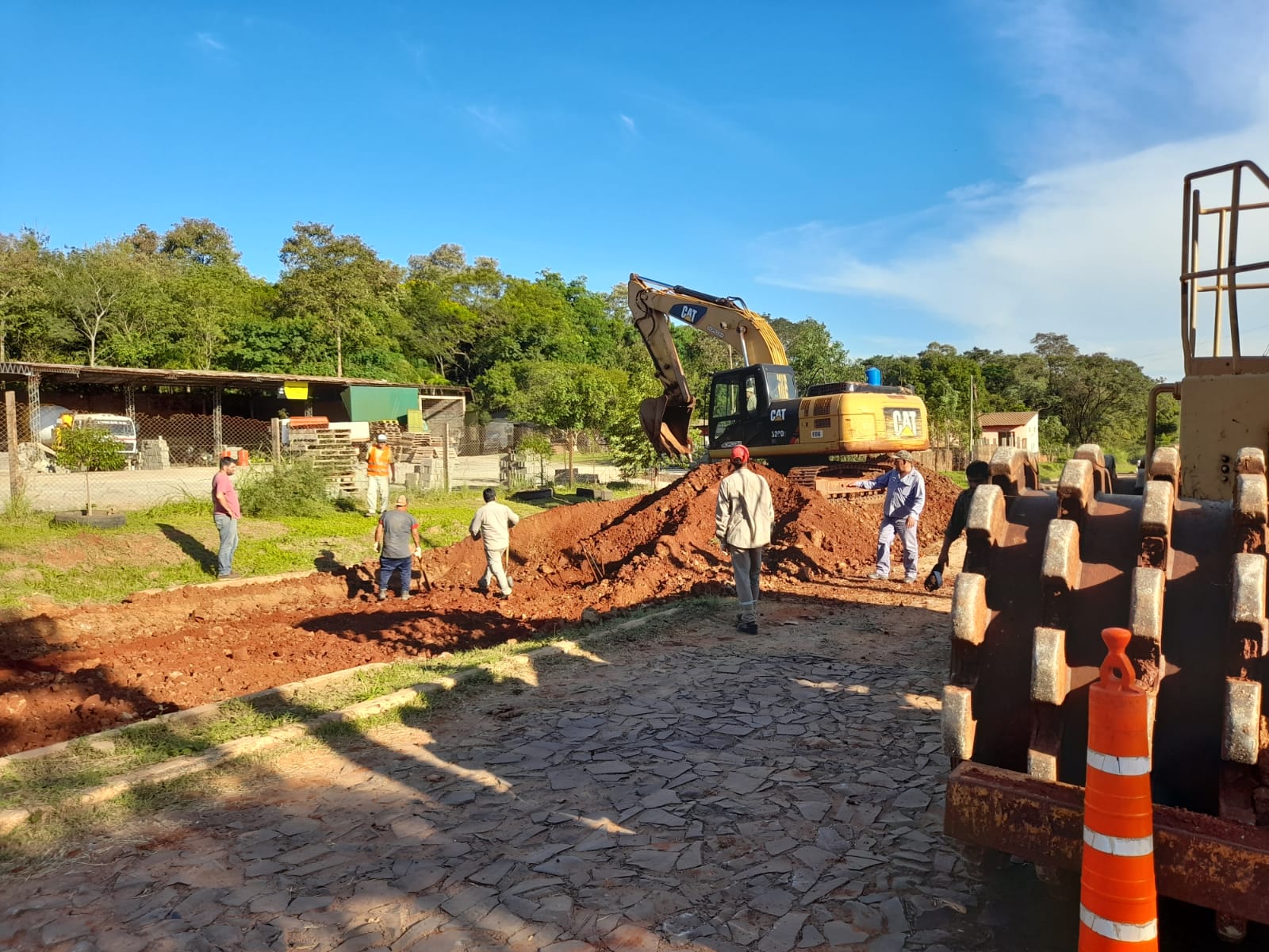 Puerto Iguazú: comenzó el movimiento de suelo para la mega obra de la avenida Libertad