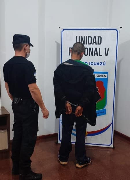 Fue detenido en pleno robo a un depósito, en la modalidad «boquetero»
