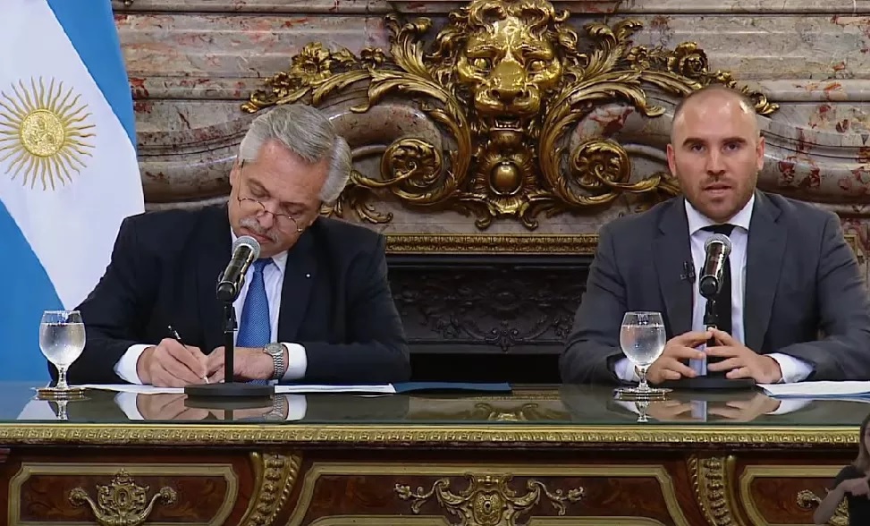 El Gobierno anunció un bono similar al IFE de $18.000 que se pagará en dos cuotas