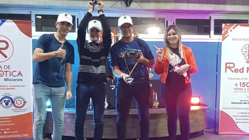 Alumnos de la EPET N°4 volvieron con el tercer puesto de la Liga Nacional de Robótica