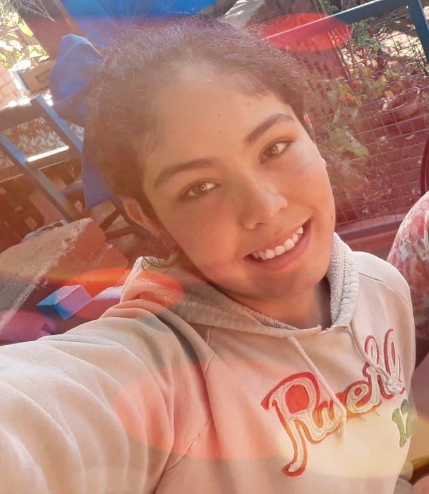 Policías y familiares buscan a una joven de 16 años en Puerto Esperanza