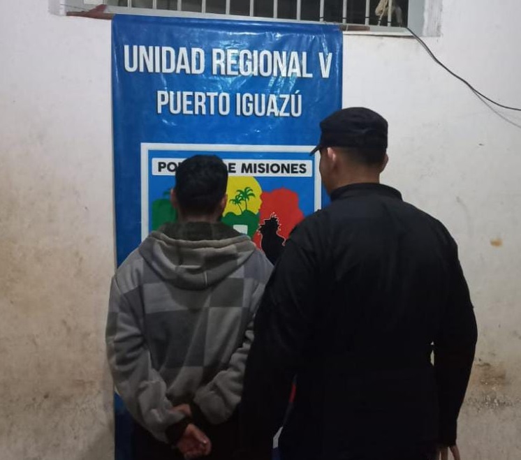 Detuvieron a un hombre que le habría disparado en el rostro a un menor de 17 años mientras dormía
