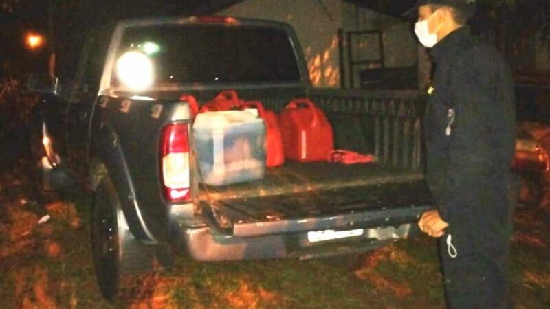 La Policía incautó 140 litros de combustible transportados irregularmente en una camioneta