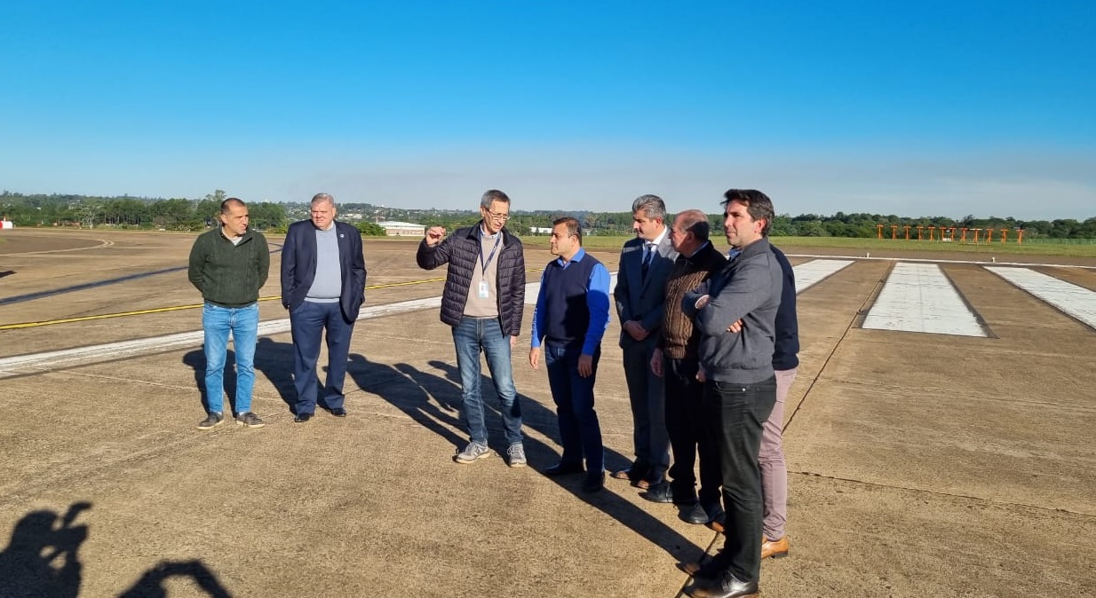 Supervisaron el inicio de las obras en el aeropuerto de Posadas