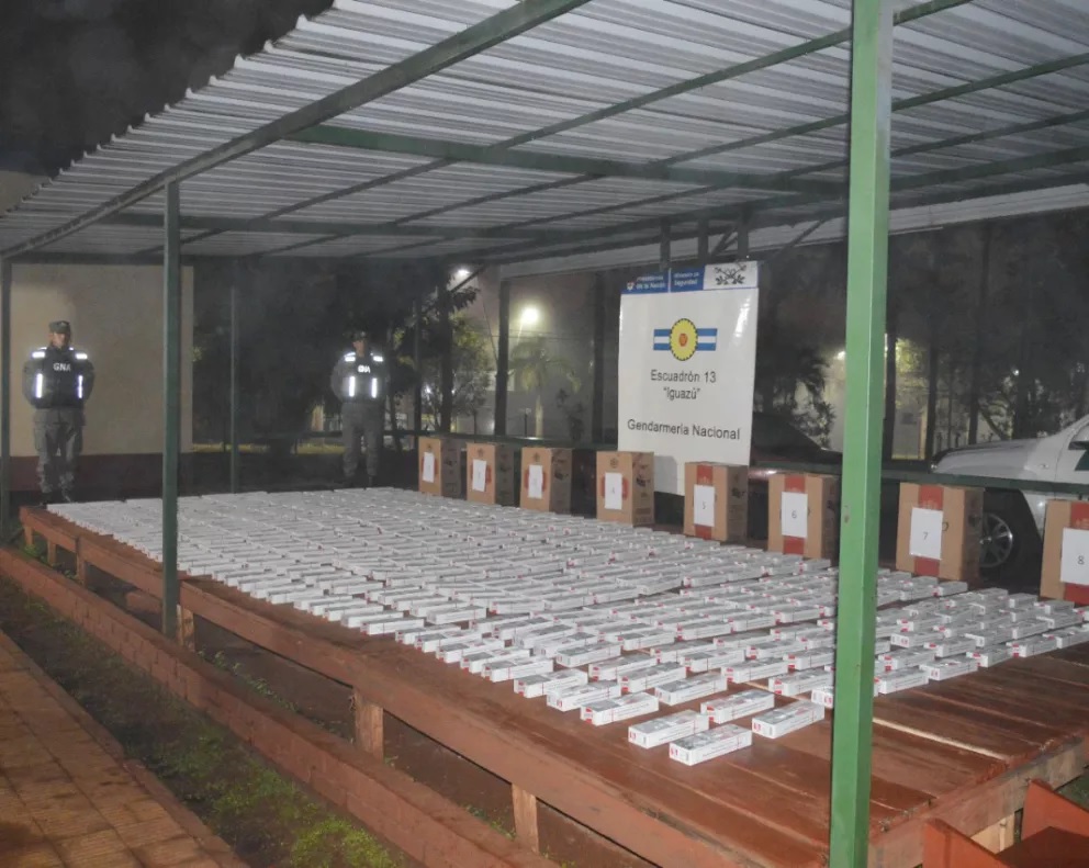Gendarmería decomisó importante cargamento de cigarrillos en Iguazú