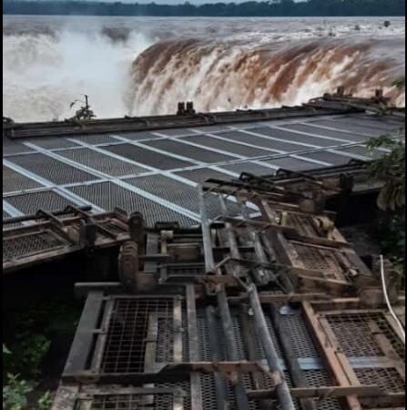 Por la crecida del río Iguazú cerraron el circuito Garganta del Diablo