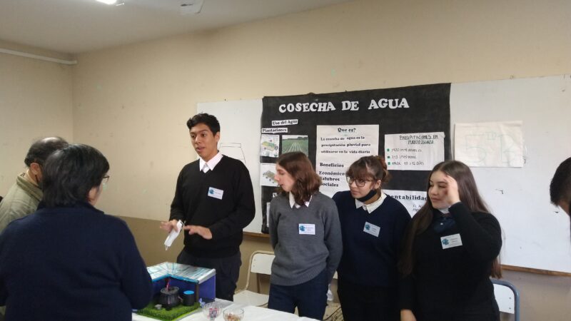 Volvió la feria de Ciencias Presencial y abierta al público en la EPET N° 4