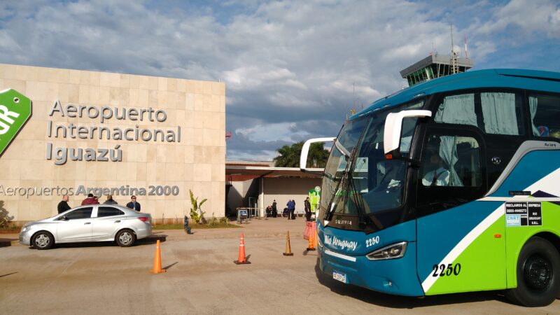 Desde hoy opera con normalidad el transporte especial entre Aeropuerto de Iguazú y Posadas 