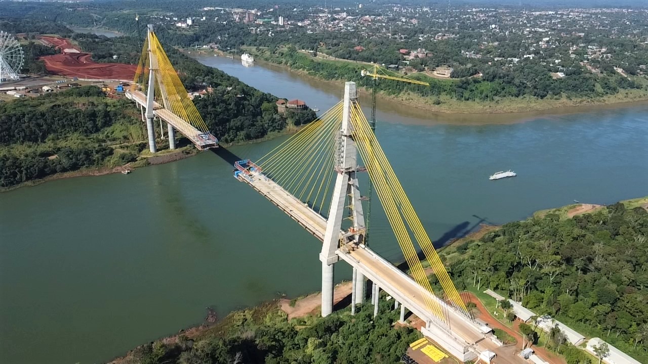 El puente de Integración Brasil-Paraguay alcanzó el 86% de ejecución en junio