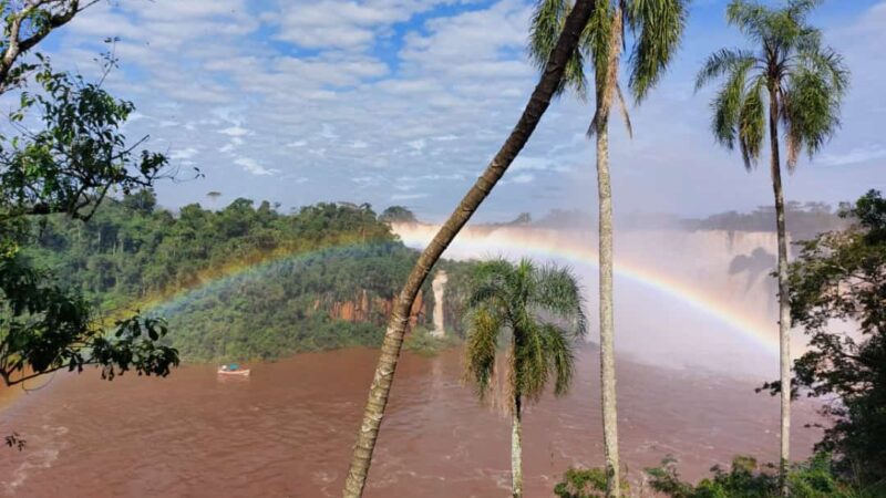 Pese a que el rio Iguazú comenzó a descender permanece cerrado el circuito Garganta del Diablo