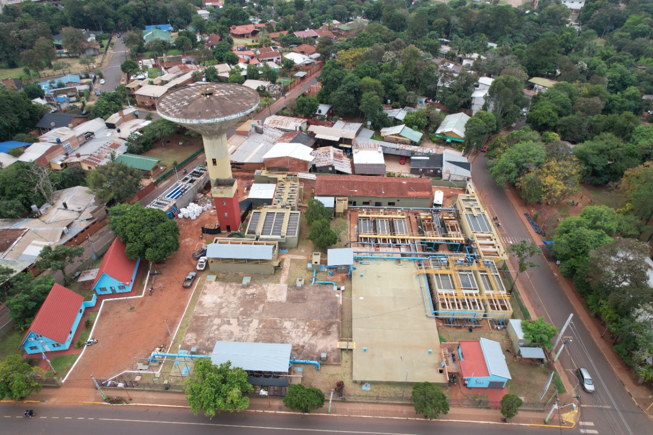 Reducirán el caudal de agua potable en barrio Santa Rosa y Las Leñas este jueves
