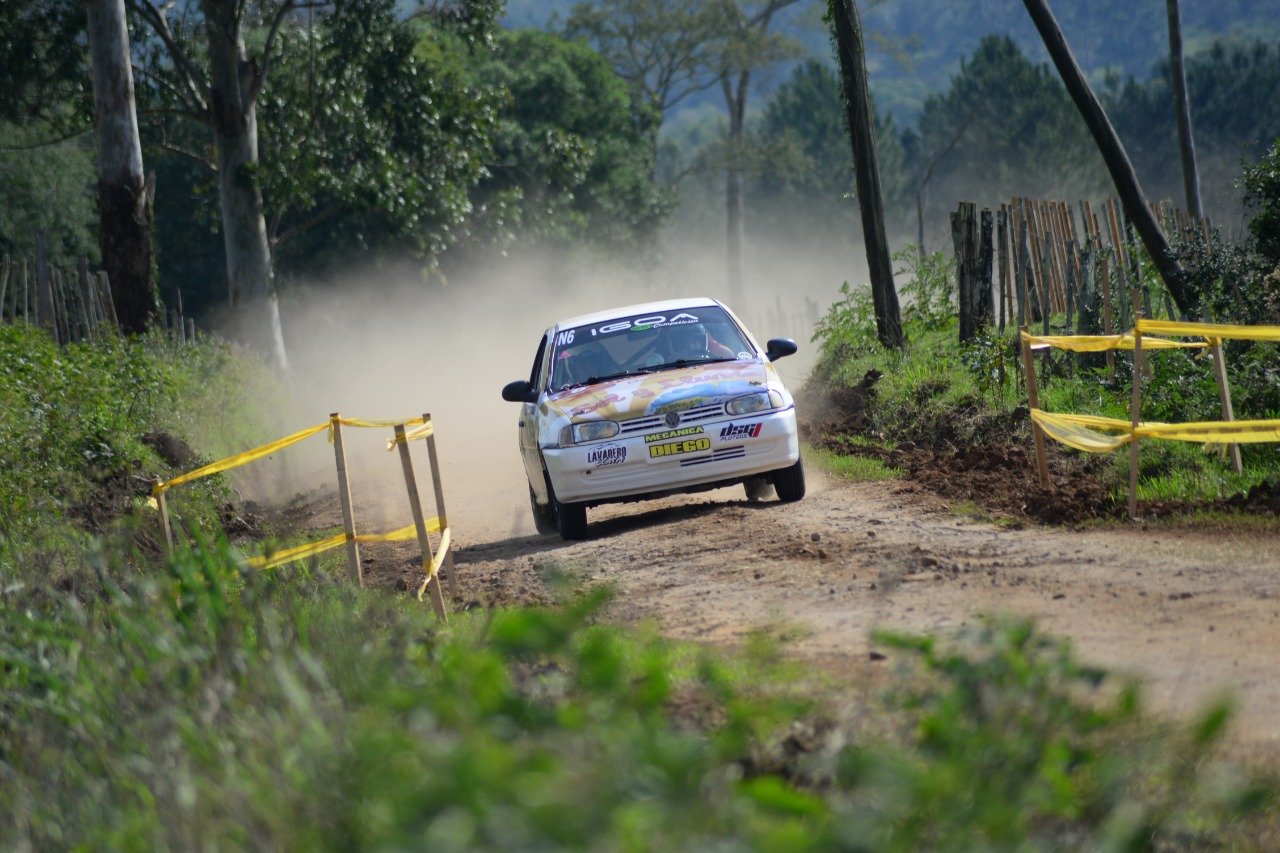 El binomio Lucas y Alejandro Ritter se llevó la primera Etapa del rally de San Javier