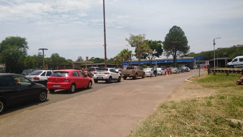 Una consultora realiza un informe sobre las demoras en el centro de frontera de Iguazú