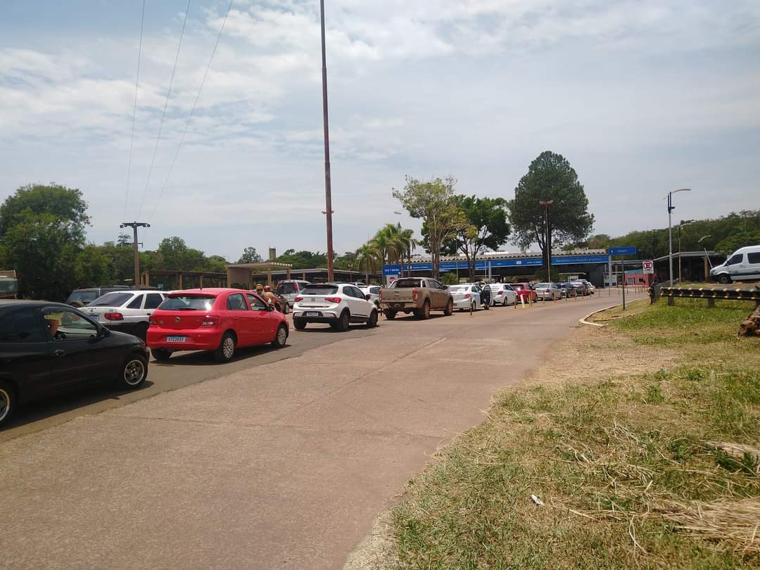 Una consultora realiza un informe sobre las demoras en el centro de frontera de Iguazú