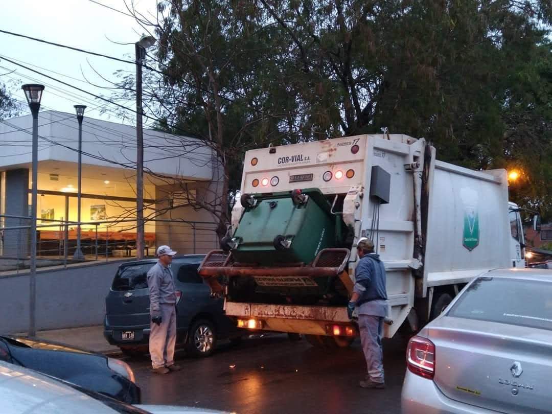 Iguazú: Municipales exigen un aumento de 15 mil pesos al básico