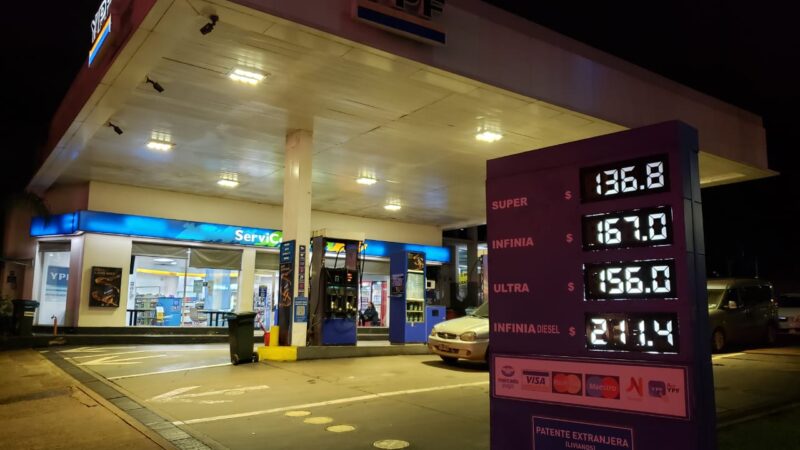 YPF retrotrajo aumentos y en Iguazú volvió a regir el precio del sábado