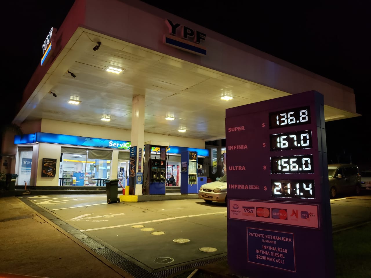 YPF retrotrajo aumentos y en Iguazú volvió a regir el precio del sábado