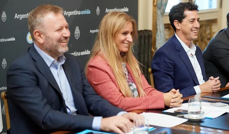 Se habilitó el trámite instantáneo para autorizar a menores de edad a salir del país