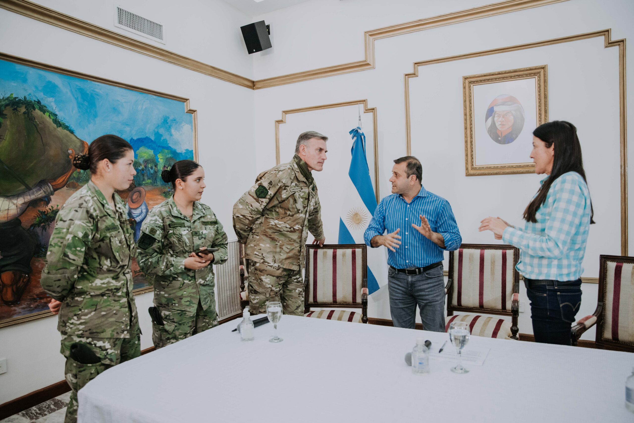 Soldados voluntarios accederán a formación en oficios y técnica