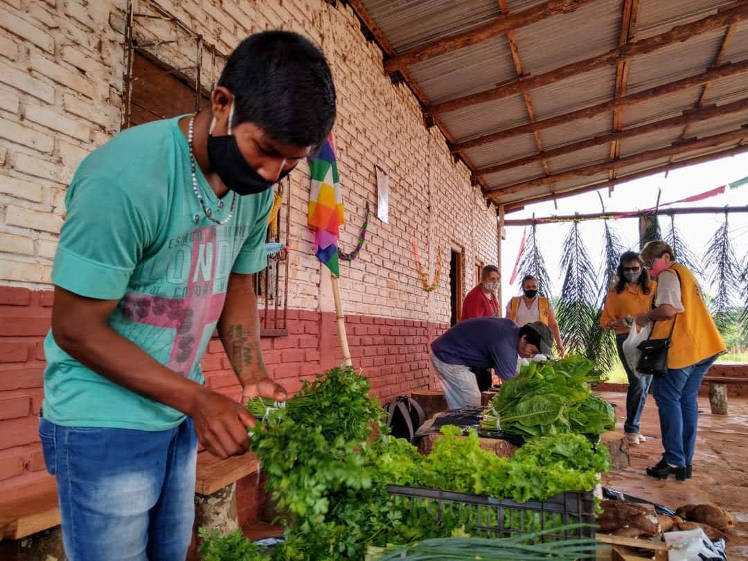 La comunidad Mbororé vuelve a la feria con sus productos frescos