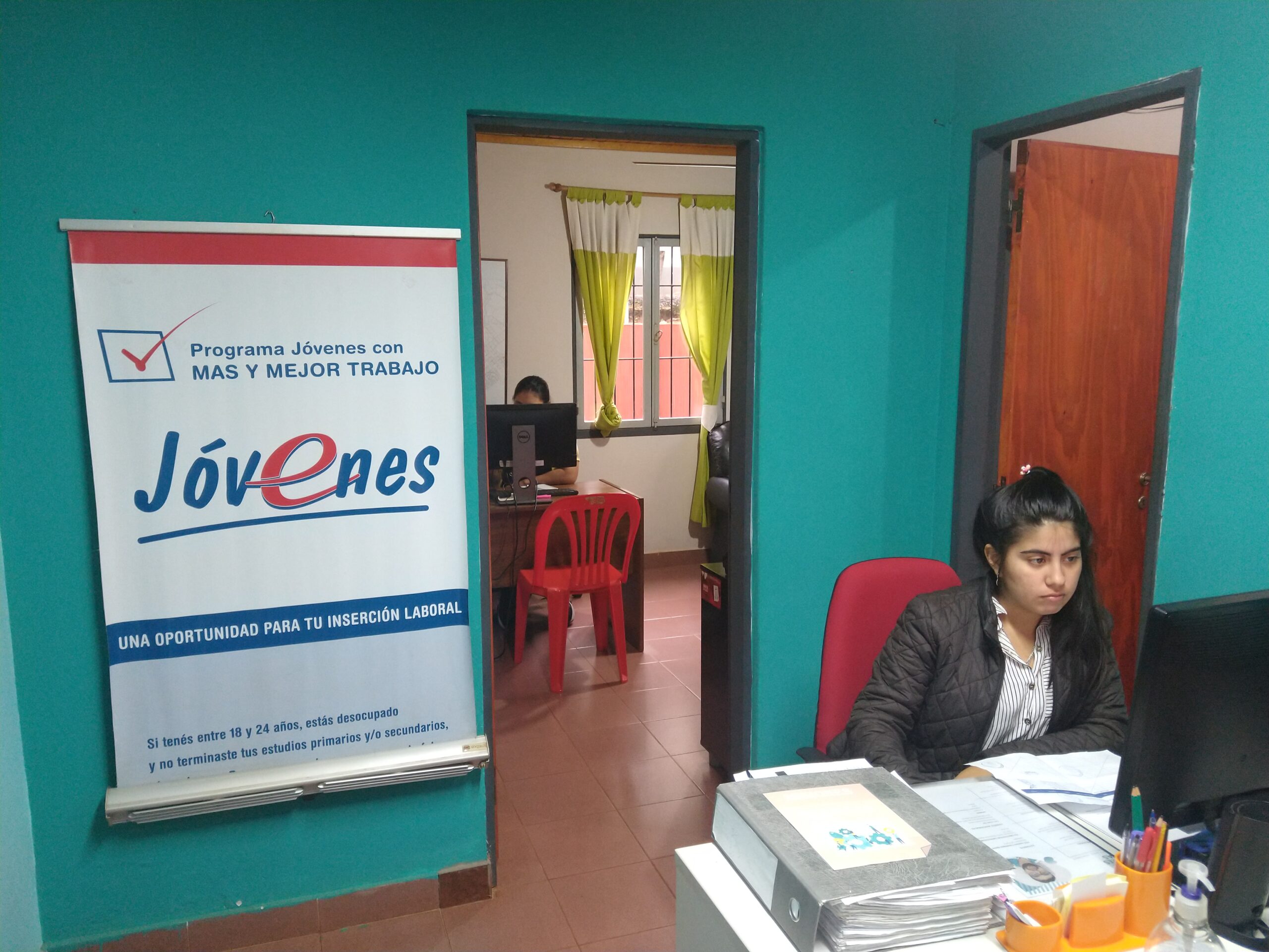 Más de 2.000 jóvenes buscaron asesoría en la Oficina de empleo de Iguazú