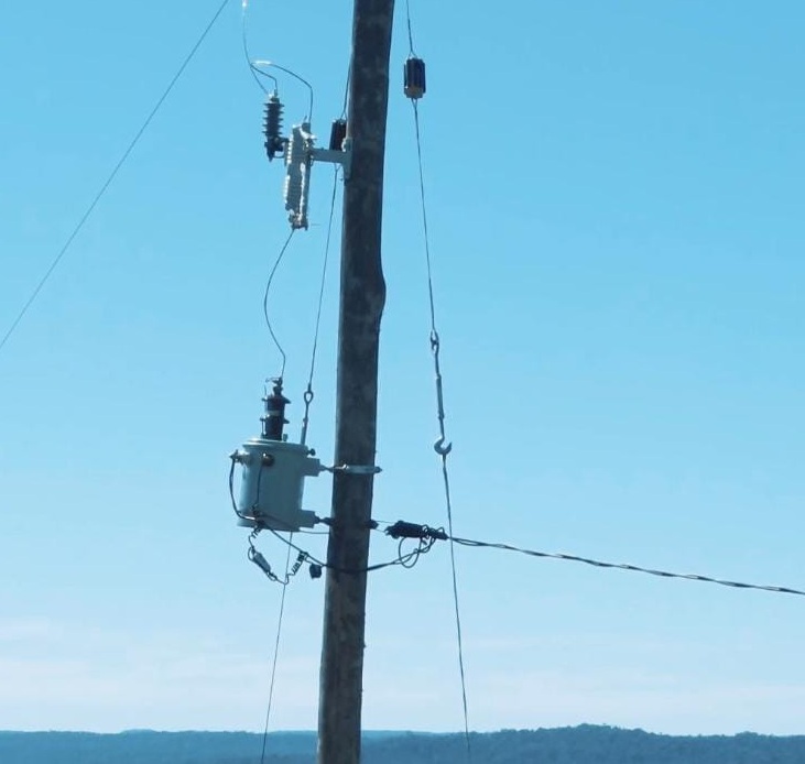 Energía de Misiones y el Gobierno de la provincia culminaron obras en la zona rural de San Vicente