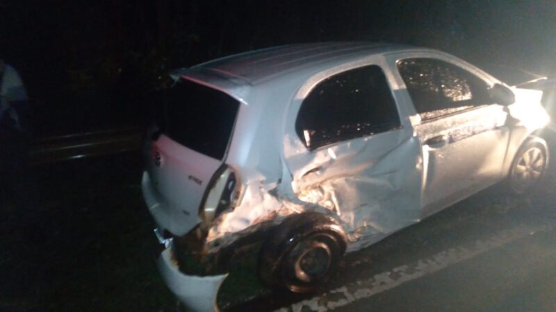 Despistó camino al aeropuerto tras reventar una cubierta