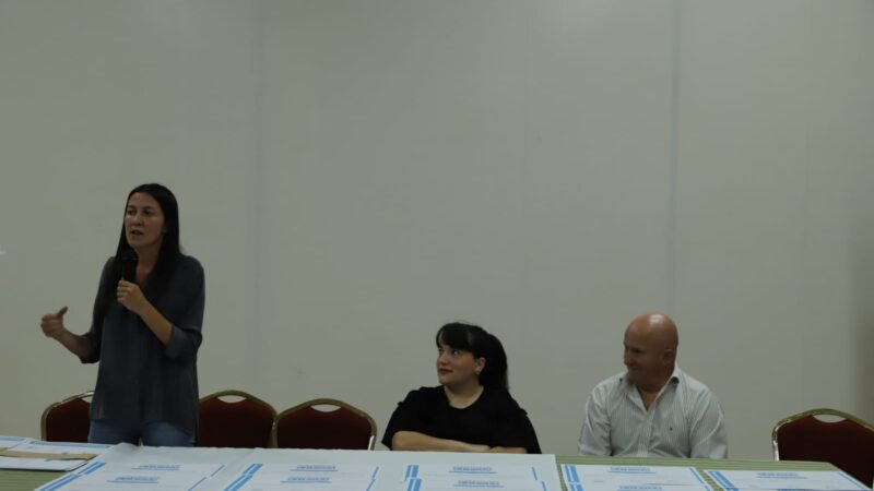 La universidad Popular de Misiones entregó 70 nuevos certificados en Iguazú