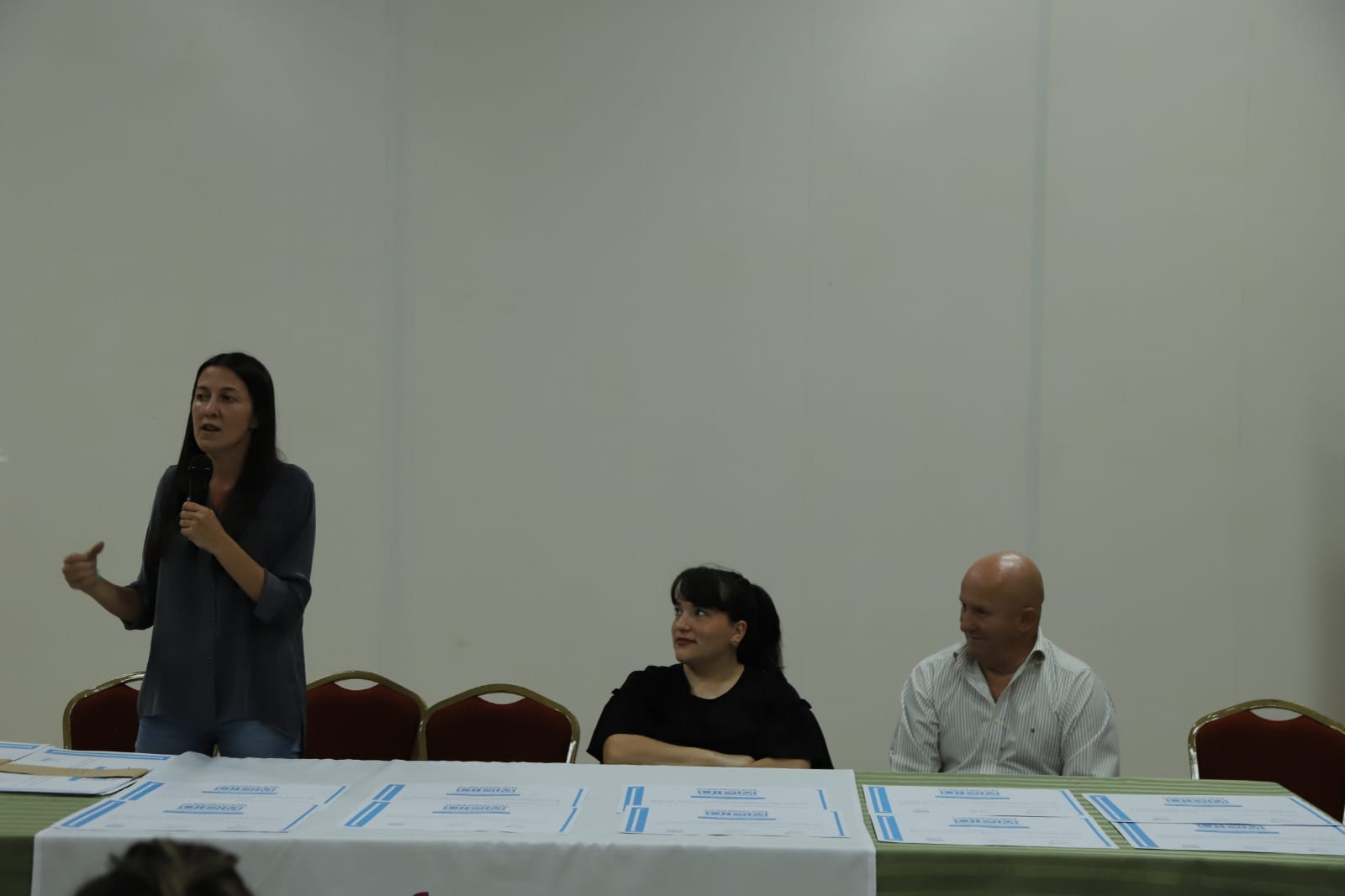 La universidad Popular de Misiones entregó 70 nuevos certificados en Iguazú