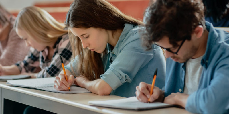 Exponen la propuesta educativa a la promo 2022 de forma virtual “Rumbo a la educación superior”