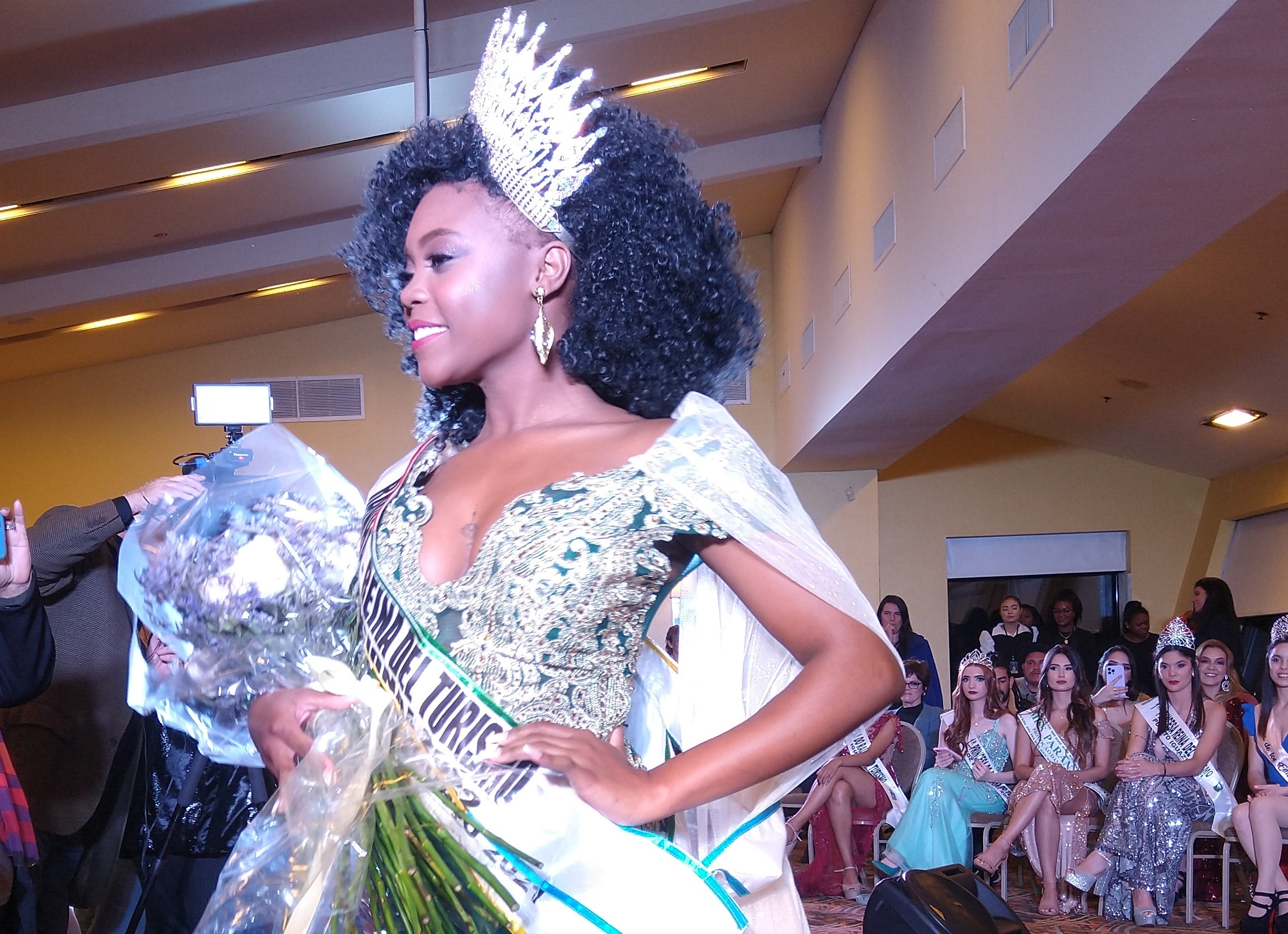 La brasileña Karol Castro se consagró como la reina del turismo de las Tres Fronteras