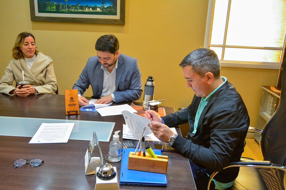 Estudiantes de Turismo realizarán prácticas pre-profesionales en la FIT