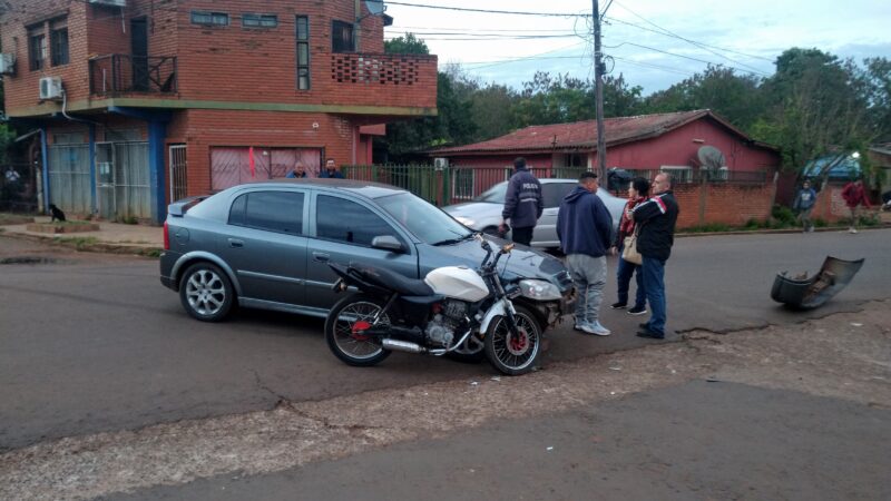 Motociclista ebrio protagonizó un accidente en Villa Tacuara