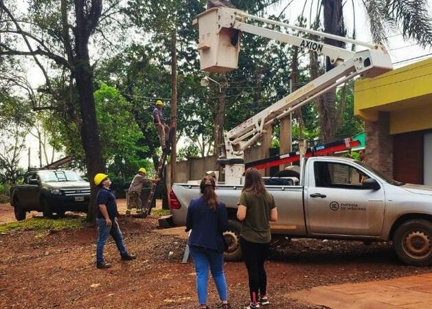 Más de 2000 las familias de Puerto Iguazú que se suman al Plan de Regularización Eléctrica
