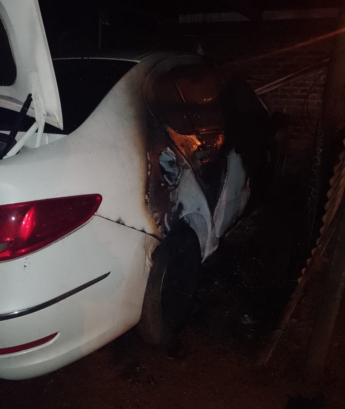 Investigan el ataque a la vivienda de una pareja de policías en San Vicente