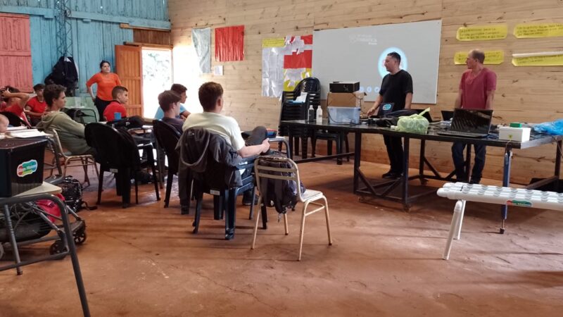 Estudiantes de la EFA San Jorge realizan cultivo hidropónico a través de Sumá tu Escuela y EFA 4.0