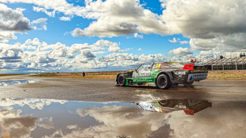 La lluvia complicó a Bundziak en los ensayos del TC Mouras en Neuquén