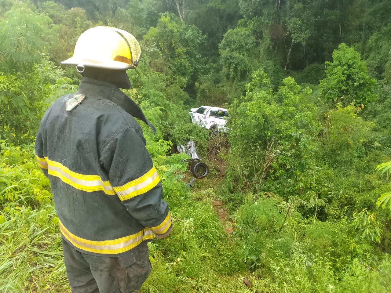 Cuatro iguazuenses lesionados en un despiste en Jardín América 