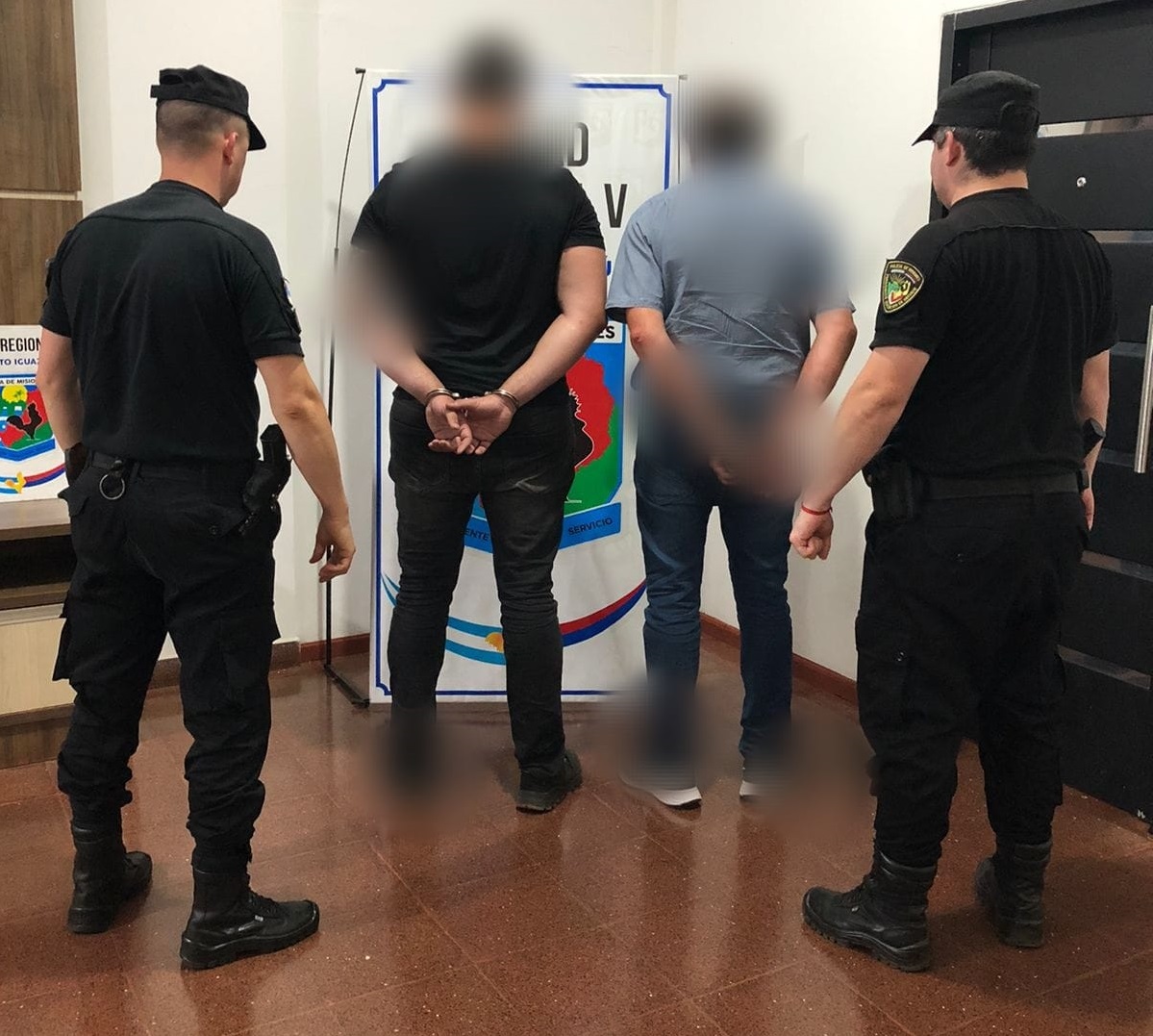 Demorados a dos brasileños presuntamente alcoholizados por ocasionar disturbios tras una colisión