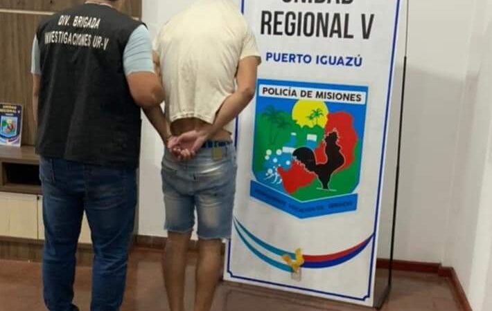 Arrestaron a uno de los 5 delincuentes que asaltaron a una familia de Puerto Iguazú y robó un automóvil