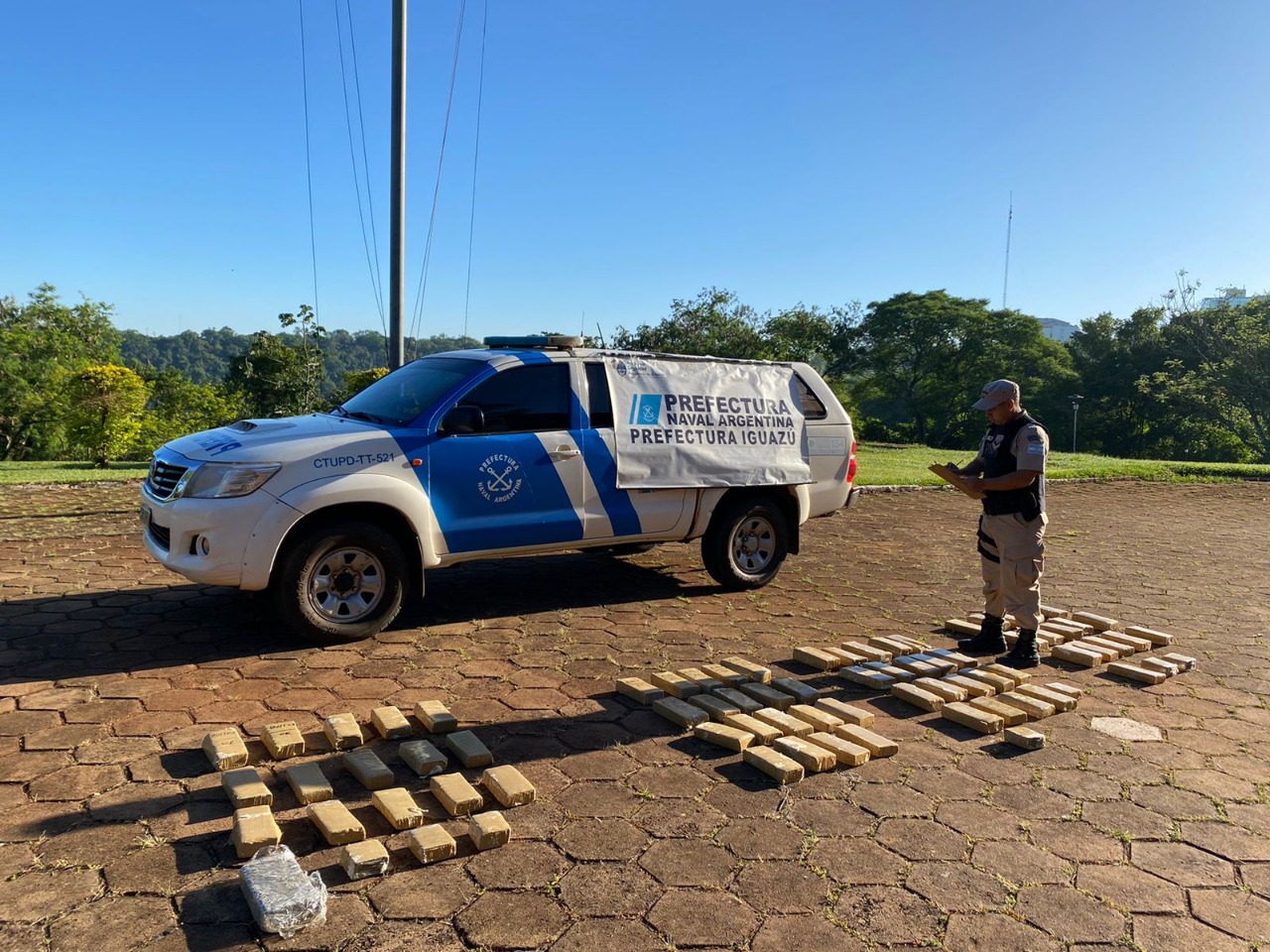 Prefectura incautó más de 100 kilos de marihuana en Iguazú