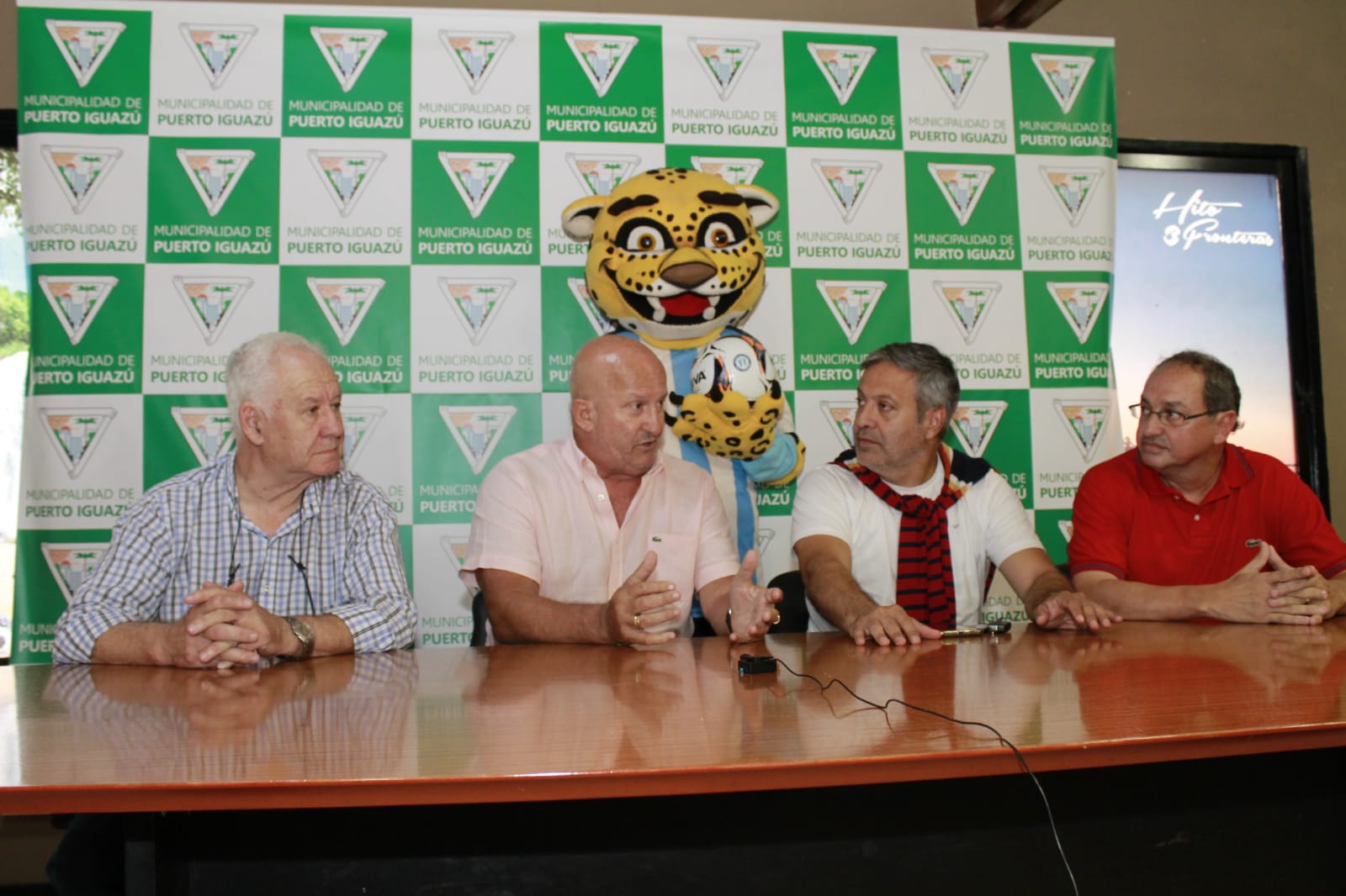 Las selecciones de Argentina y Brasil de futsal jugaran varios amistosos en Misiones, la gira arranca en Iguazú