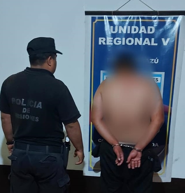 Alcoholizado causó destrozos en la casa de su vecina y lo detuvieron