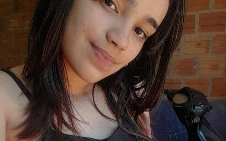 Buscan a Ailén Armoa de 15 años y Luz Yohana Peña de 14