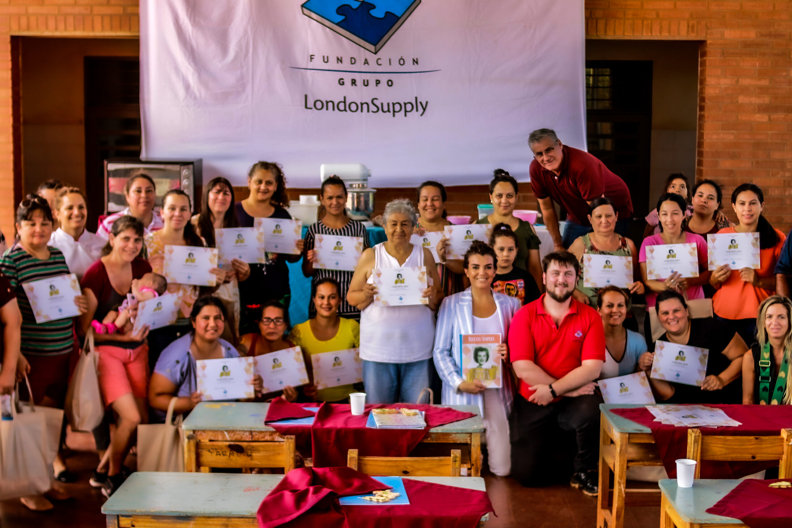 Cerca de 50 personas participaron de “El taller de cocina Doña Tata”